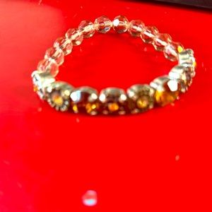 It’s a stretchy bracelet but kinda big